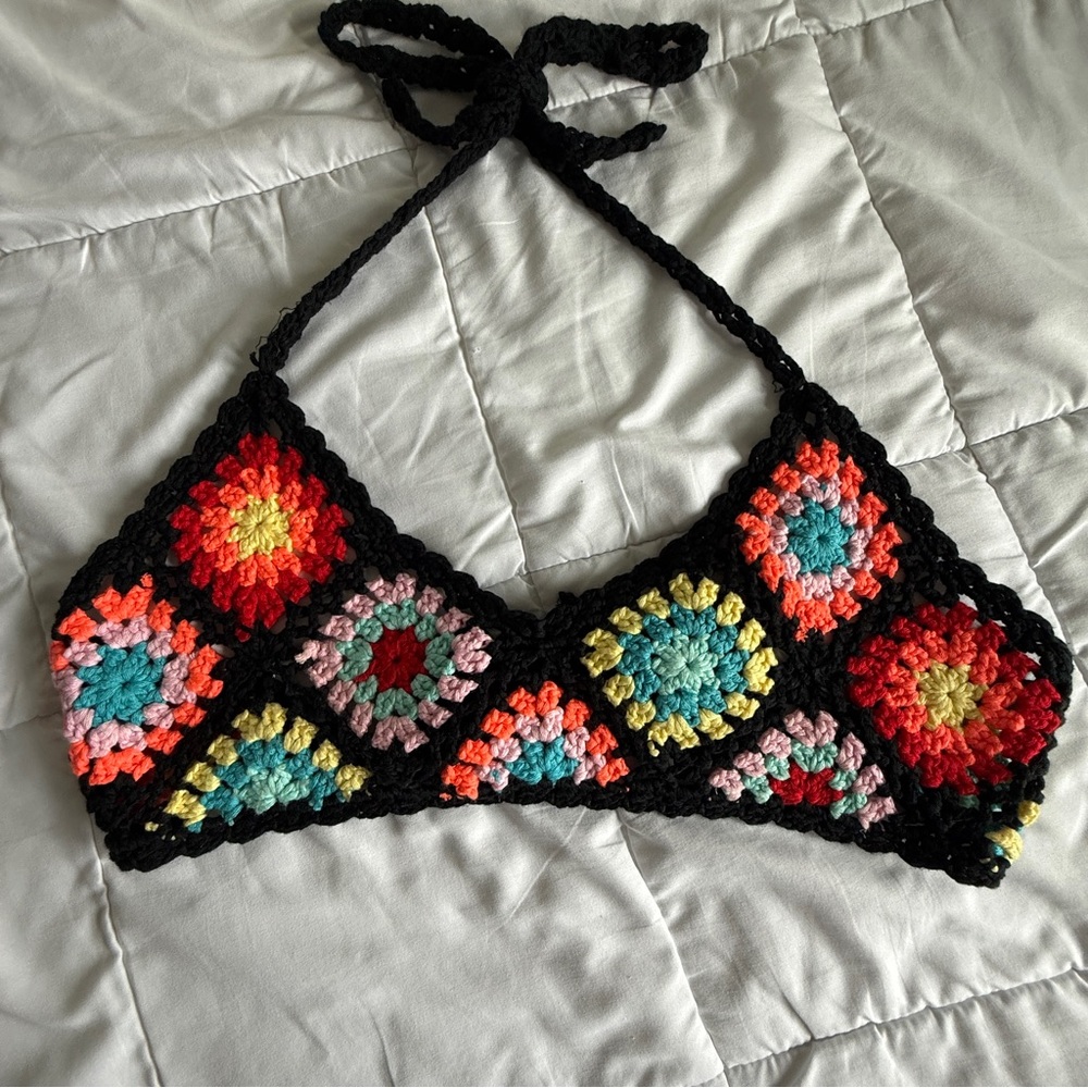 Papaya Crochet Granny Square Halter Top & Shorts Set – Black/Multi – Size M/L - Picture 10 of 14